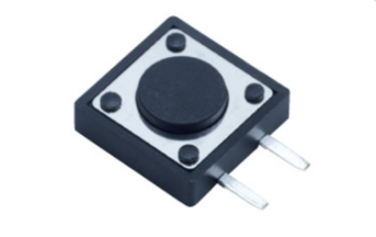 邊兩腳輕觸開關